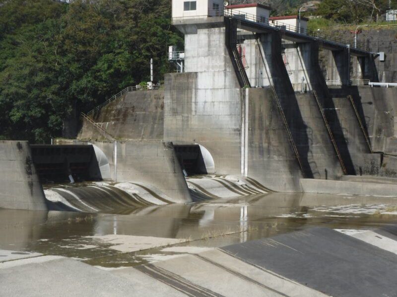 粟生頭首工（三重県）